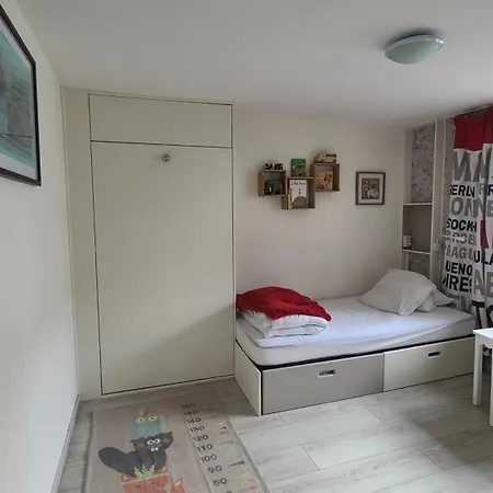 Appartement De 2 Chambres Avec Jardin Clos Et Wifi A Villers Les Nancy * Villers-lès-Nancy