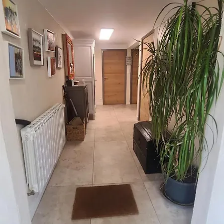 Appartement De 2 Chambres Avec Jardin Clos Et Wifi A Villers Les Nancy *